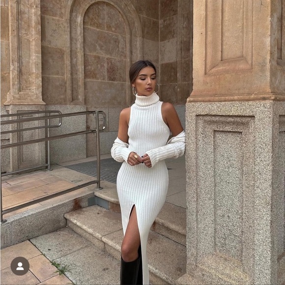 Zara Dresses & Skirts - ZARA BLOGGERS FAV RIBBED LONG DRESS KAIA X ZARA